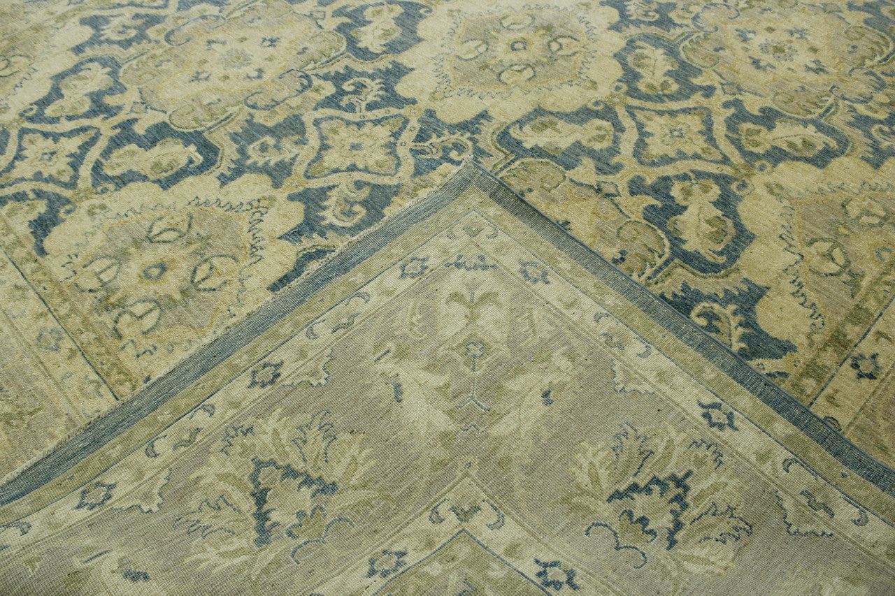 Oushak Chobi pattern detail