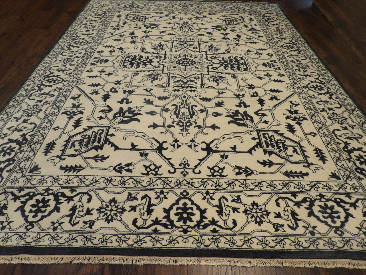 Close-up of wool pile, Blue & White rug