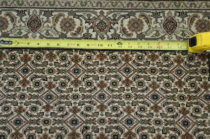 Traditional Indo Bidjar hand-knotted wool rug in Beige, full view