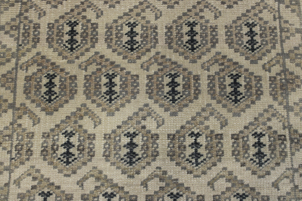 Oushak Kerman Design rug corner detail