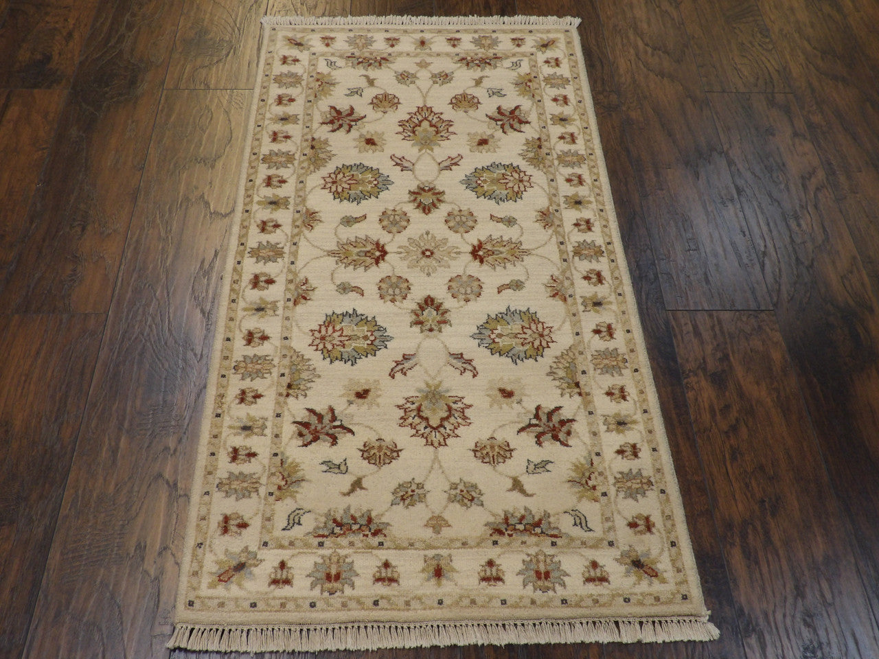 Indo Chobi rug corner detail