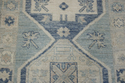 Oushak Chobi rug border detail