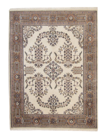 Traditional Farahan Design hand-knotted wool rug in Beige & Pink, full view