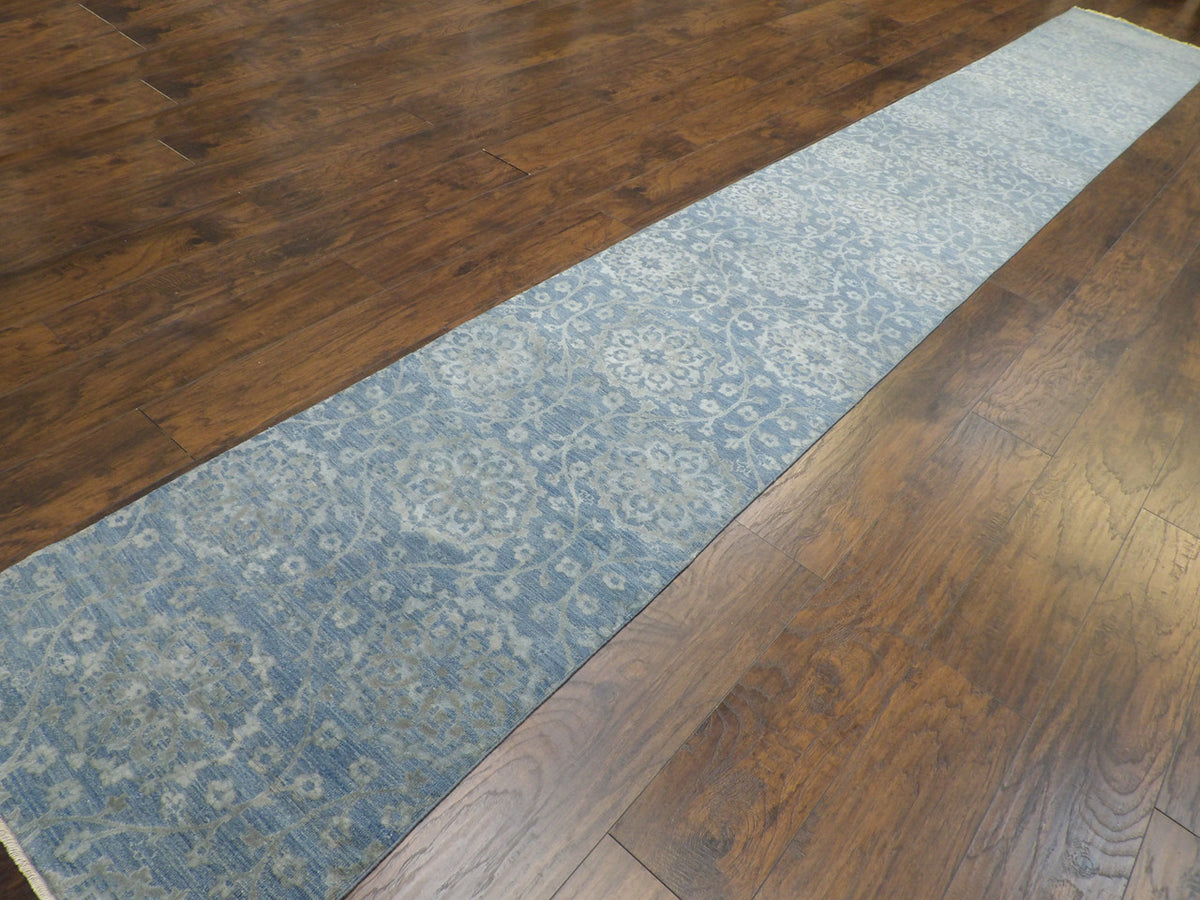 Oushak stone wash pattern detail, blue and green runner