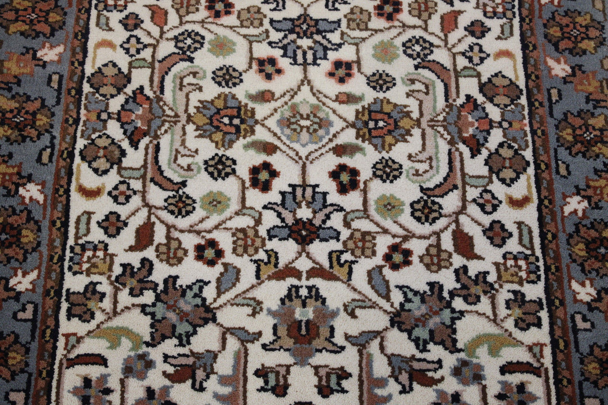 Close-up of wool pile, Beige rug