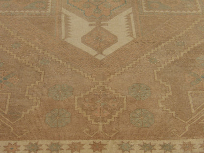 Anatolian Vintage Oushak rug border detail