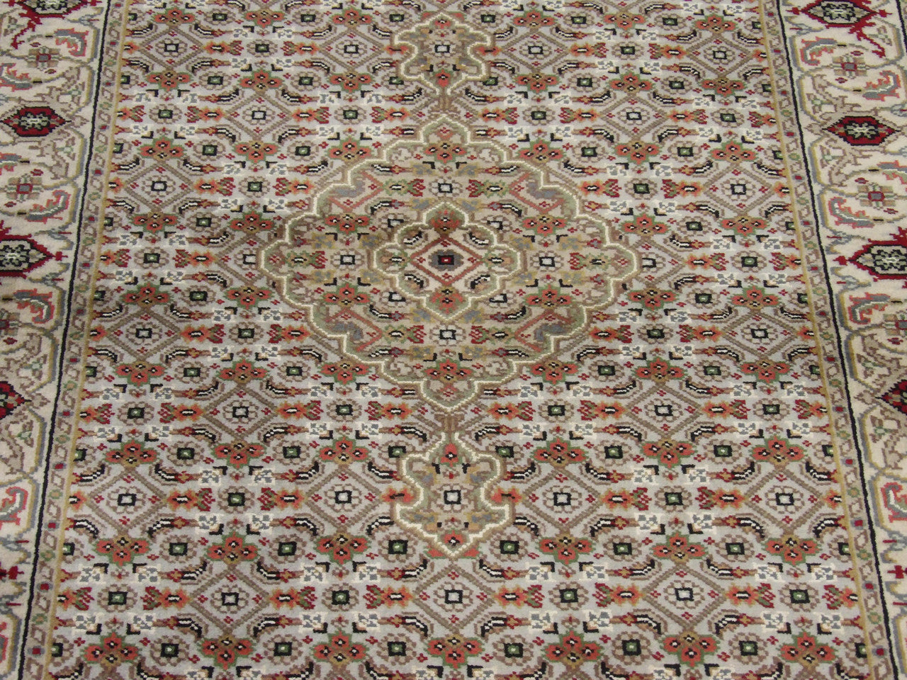 Persian Herati Mir rug border detail