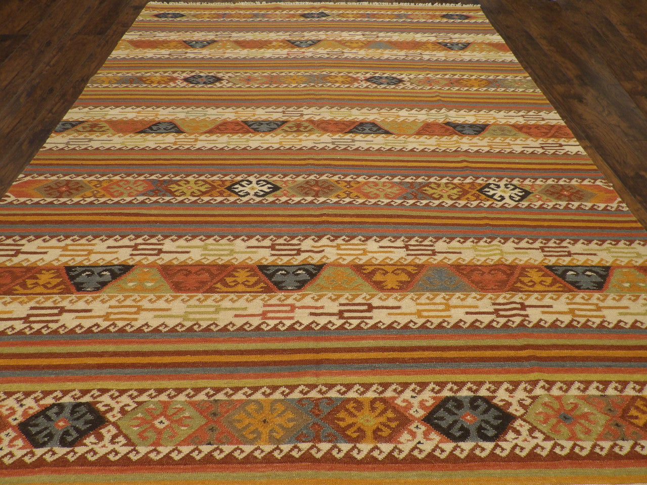 Close-up of wool pile, Brown & Rust rug
