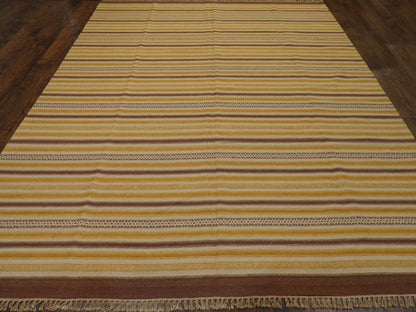 Coastal rug corner detail