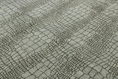 Modern Jigjag Design rug border detail