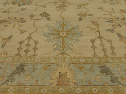 Anatolian Oushak rug border detail, beige and blue