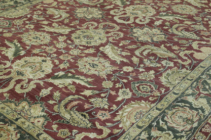 Traditional Fine Mashad rug corner detail