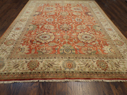 Close-up of wool pile, Beige & Rust rug