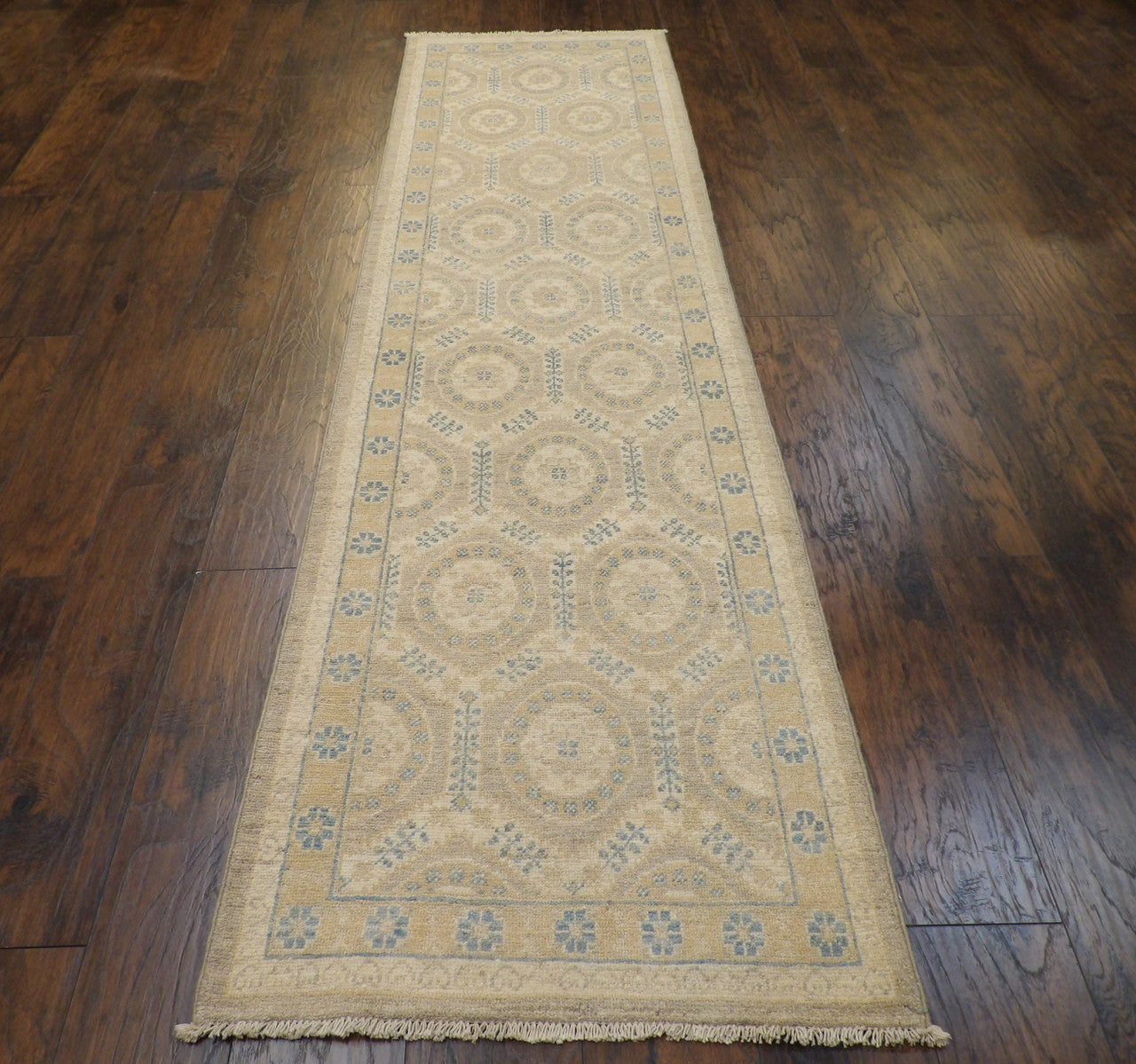 Oushak runner end detail