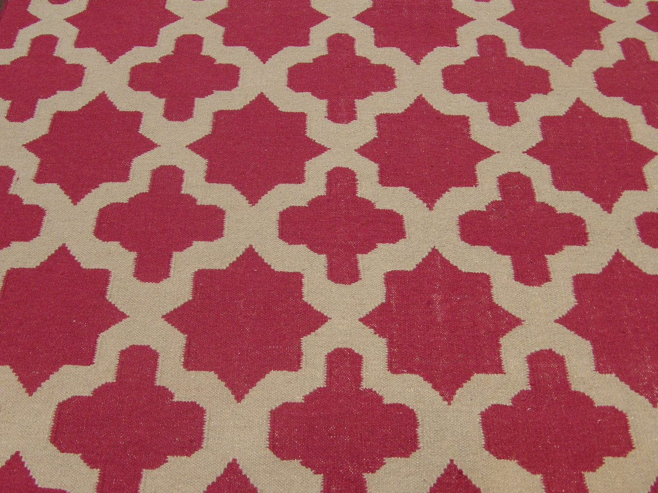Coastal flatweave hand-knotted wool rug in Beige, 5'0" x 8'0", SKU W826