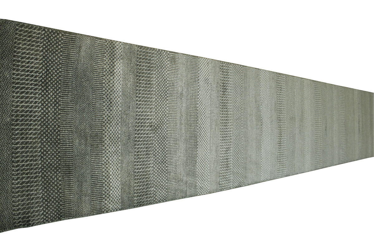 Close-up of wool-silk pile, Gray & Beige rug