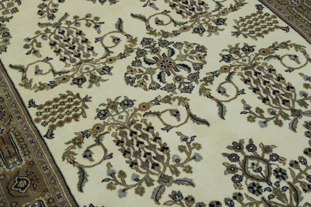 Full view of Traditional Farahan Design rug