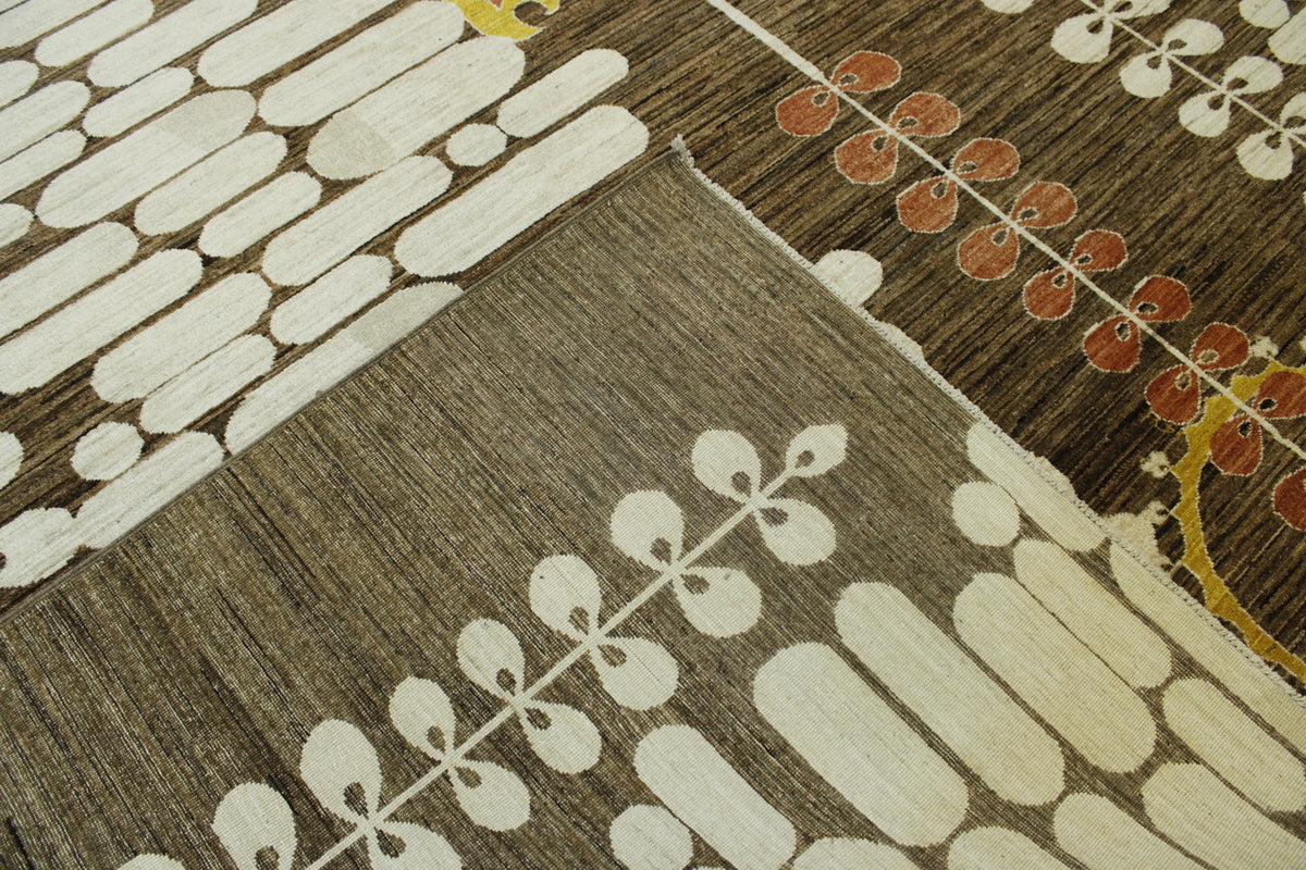 Tribal Arts & Crafts Design rug corner detail