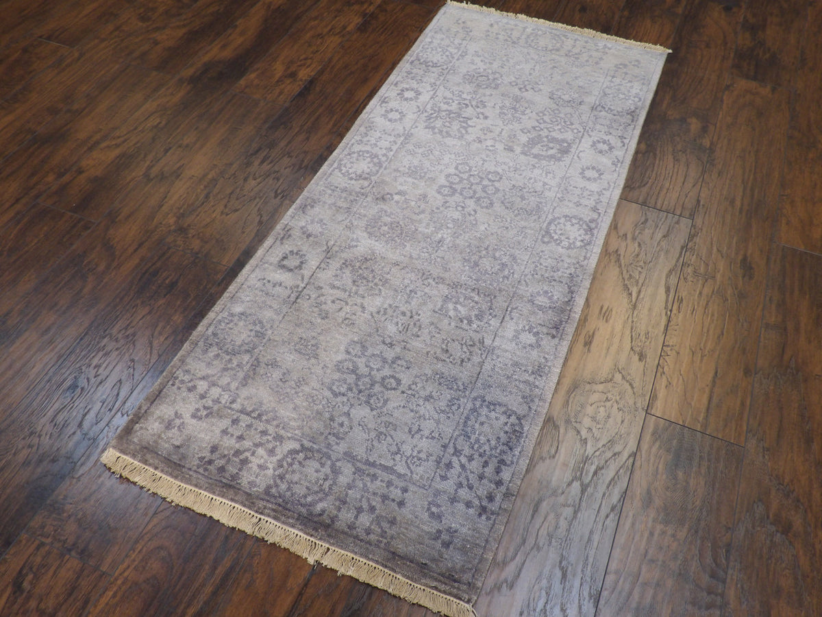 Close-up of silk sheen on Oushak runner