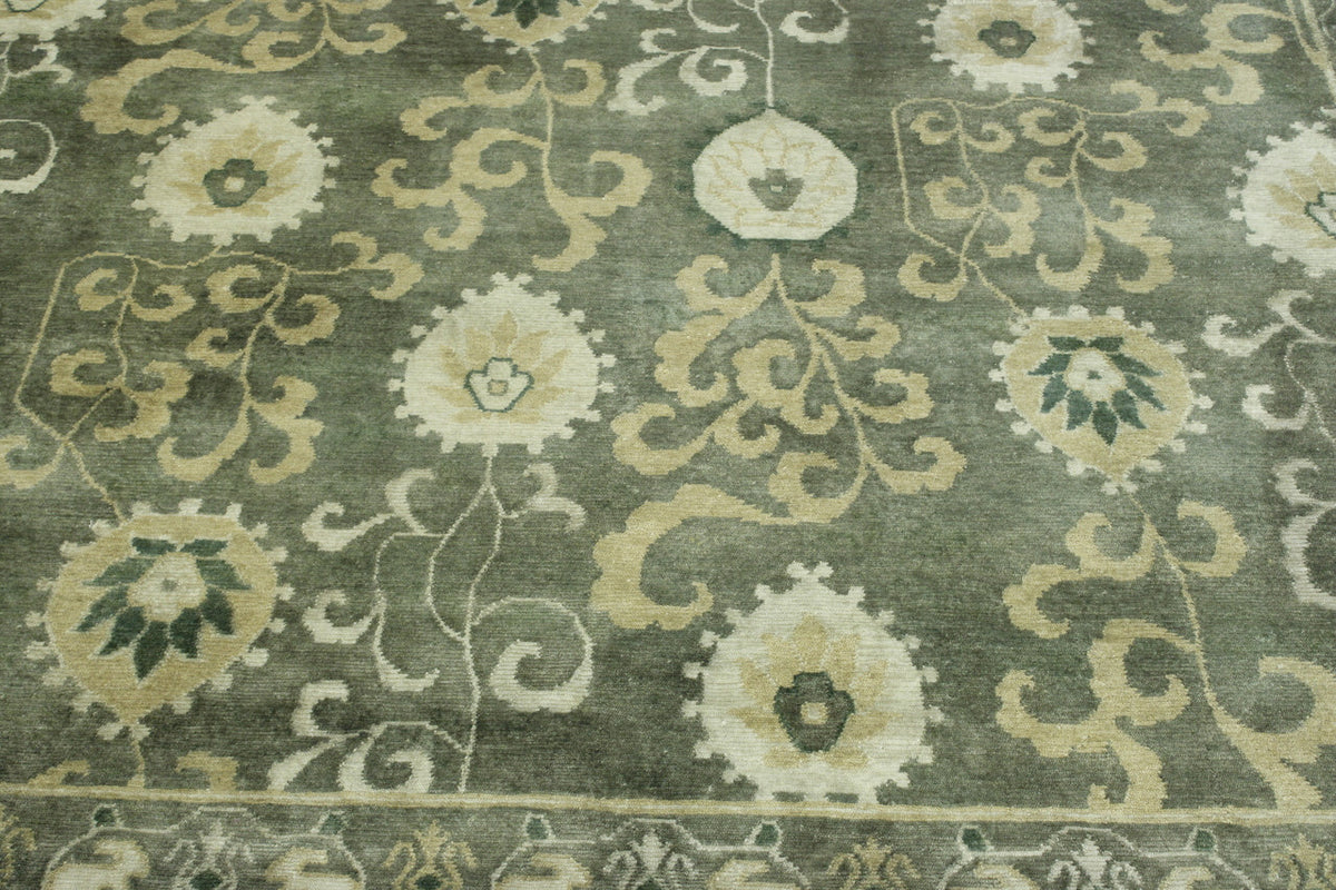 Oushak Ikat pattern detail