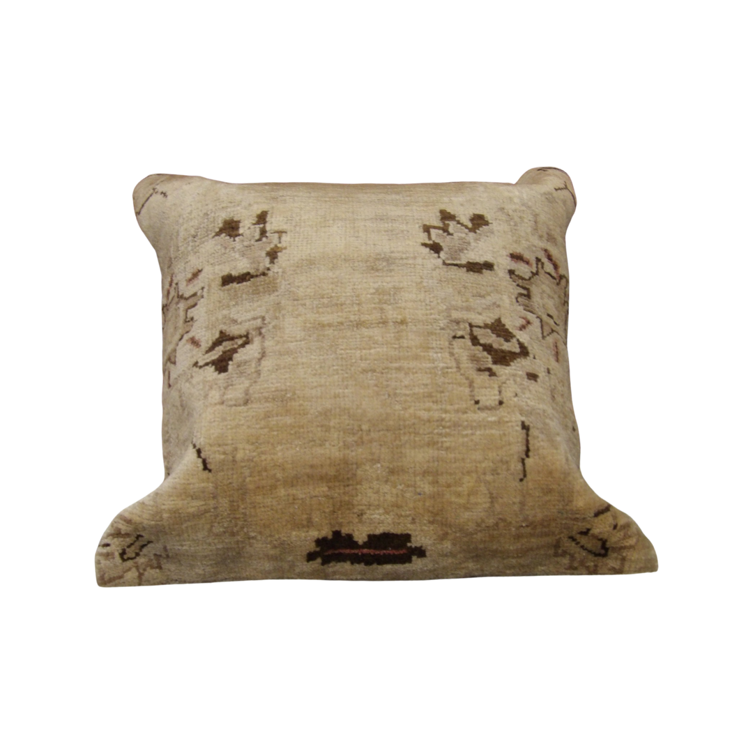 Handwoven accent pillow cover, 1'6 x 1'6, full view