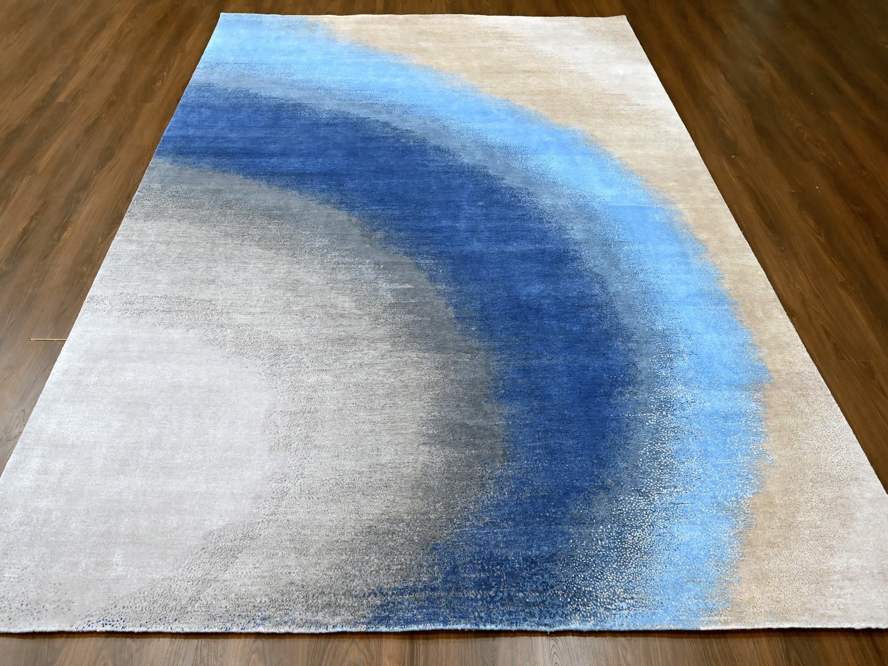 Modern / Contemporary hand-knotted wool rug in Blue, 9'0" x 11'10", SKU O010060
