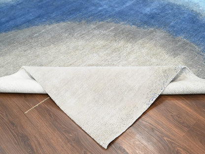 Modern / Contemporary hand-knotted wool rug in Blue, 9'0" x 11'10", SKU O010060