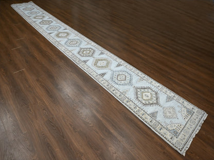 Grey 2'9" x 21'9" Tribal & Geometric Hand knotted Wool Rug - Sku: O010077