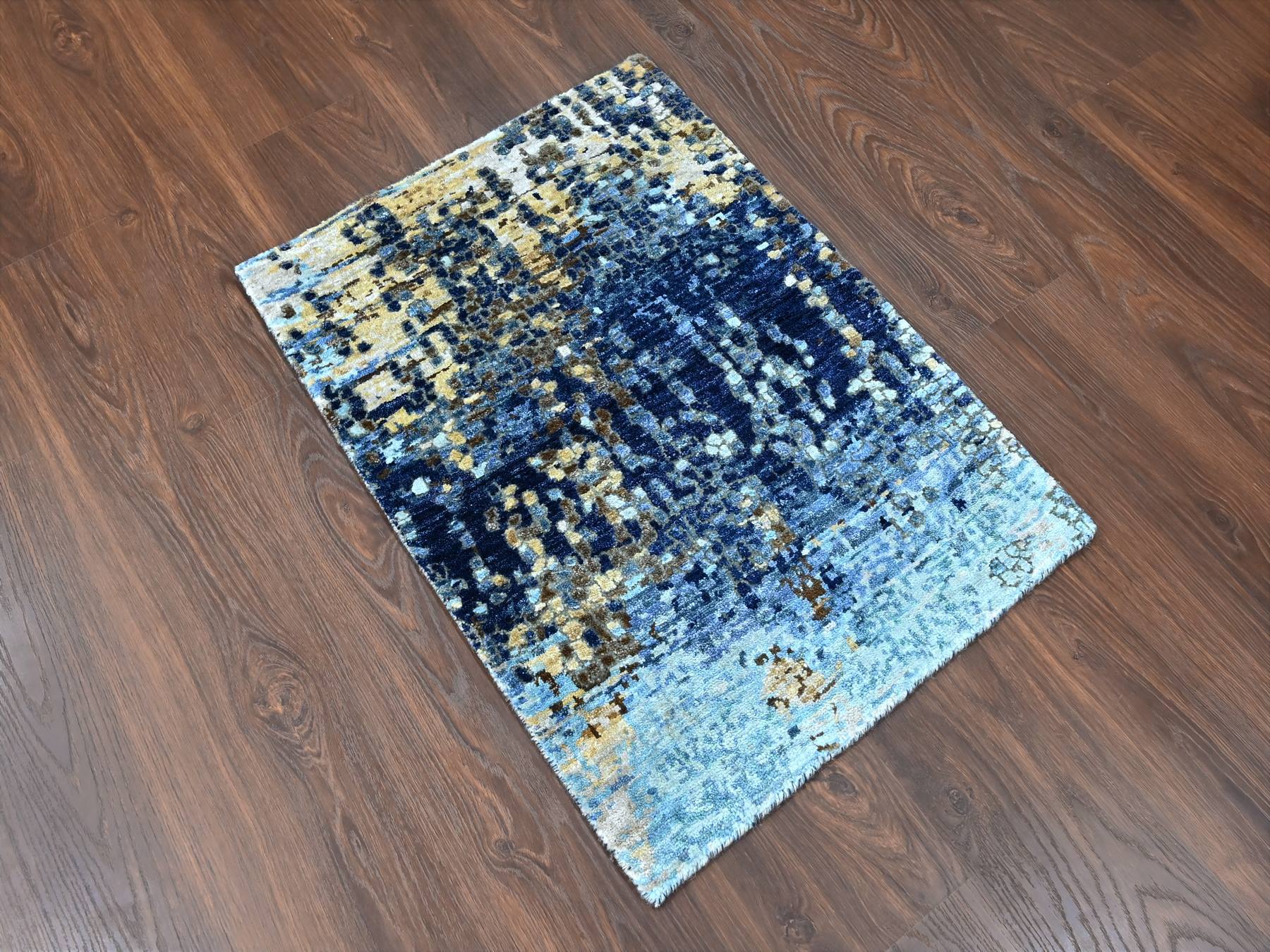 Modern / Contemporary hand-knotted wool/silk rug in Blue, 2'0" x 3'0", SKU O010099