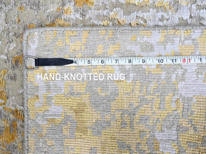 Modern / Contemporary hand-knotted wool/silk runner in Beige, 2'6" x 6'0", SKU O010116
