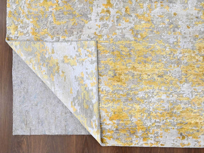 Modern / Contemporary hand-knotted wool/silk rug in Beige, 8'0" x 9'9", SKU O010117