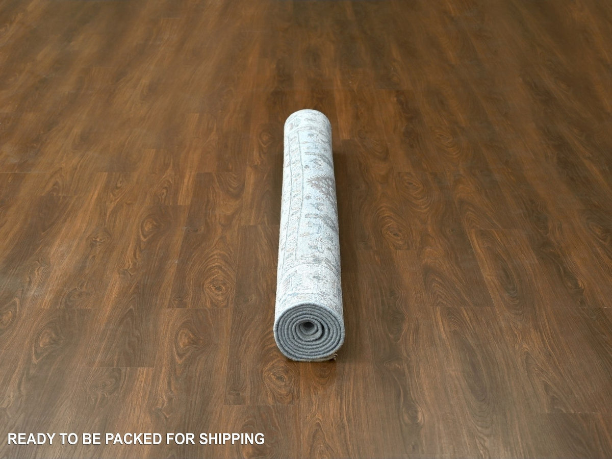 Heriz hand-knotted wool rug in Gray & Ivory, 6' x 9' — SKU O010184 (view 6)