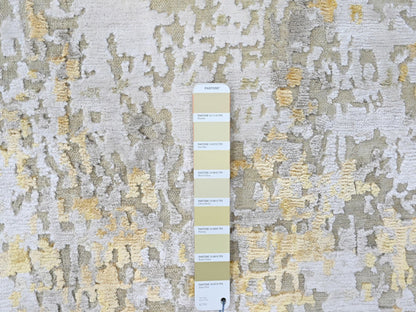 Beige 2'6" x 6'0" Modern and Contemporary Hand knotted Wool/Silk Rug - Sku: O010197