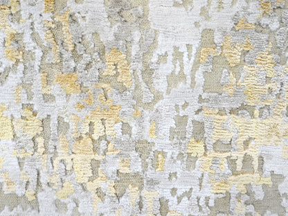 Beige 2'6" x 6'0" Modern and Contemporary Hand knotted Wool/Silk Rug - Sku: O010197