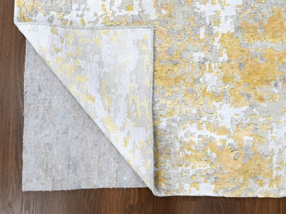 Beige 5'0" x 6'11" Modern and Contemporary Hand knotted Wool/Silk Rug - Sku: O010200