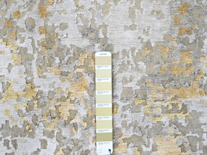 Beige 5'0" x 6'11" Modern and Contemporary Hand knotted Wool/Silk Rug - Sku: O010200