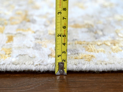 Beige 6'0" x 6'0" Modern and Contemporary Hand knotted Wool/Silk Rug - Sku: O010203