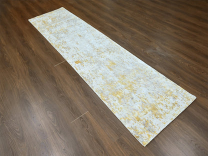 Beige 2'6" x 9'9" Modern and Contemporary Hand knotted Wool/Silk Rug - Sku: O010204