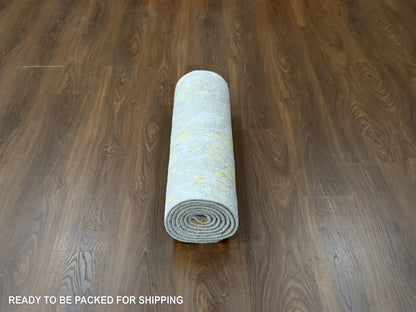 Beige 2'6" x 9'9" Modern and Contemporary Hand knotted Wool/Silk Rug - Sku: O010204