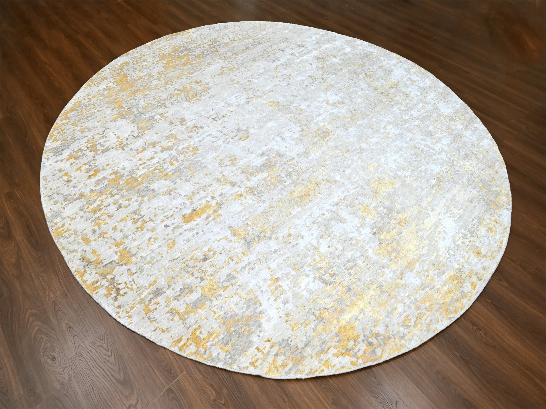 Modern / Contemporary hand-knotted wool/silk rug in Beige, 11'9" x 11'10" — SKU O010206 (view 2)