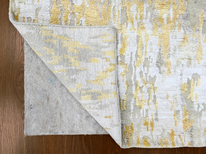 Beige 2'7" x 23'6" Modern and Contemporary Hand knotted Wool/Silk Rug - Sku: O010207