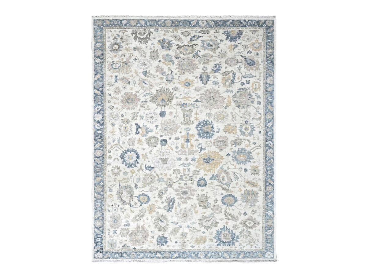 Mahal Oushak hand-knotted wool rug in Ivory & Navy Blue, 8'11" x 12'1" — SKU O010224