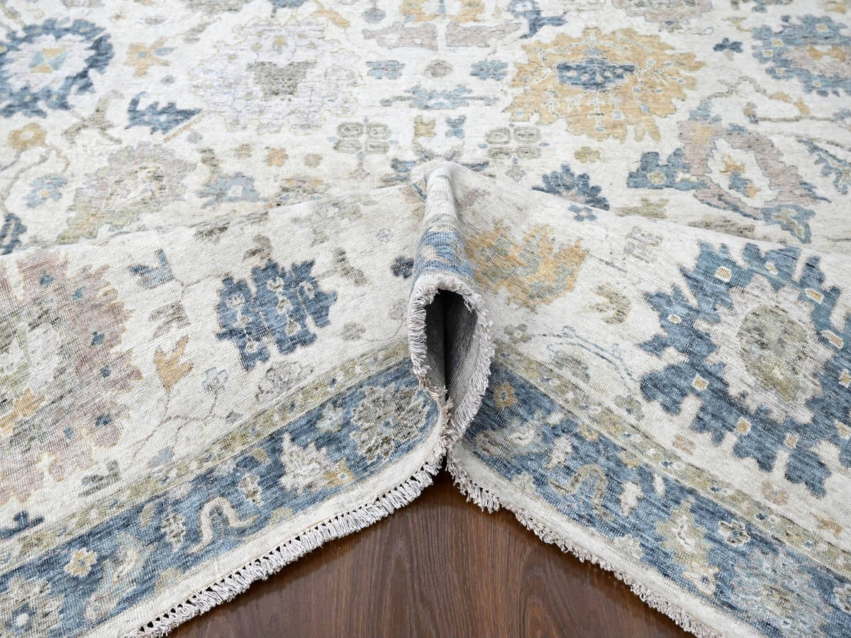 Mahal Oushak hand-knotted wool rug in Ivory & Navy Blue, 8'11" x 12'1" — SKU O010224 (view 5)