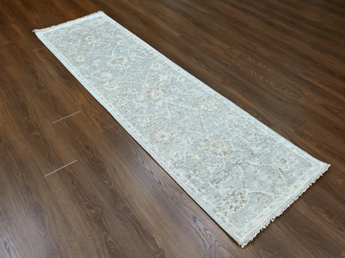 Oushak Oushak hand-knotted wool runner in Gray & Ivory, 2'6" x 8'6" — SKU O010255 (view 2)