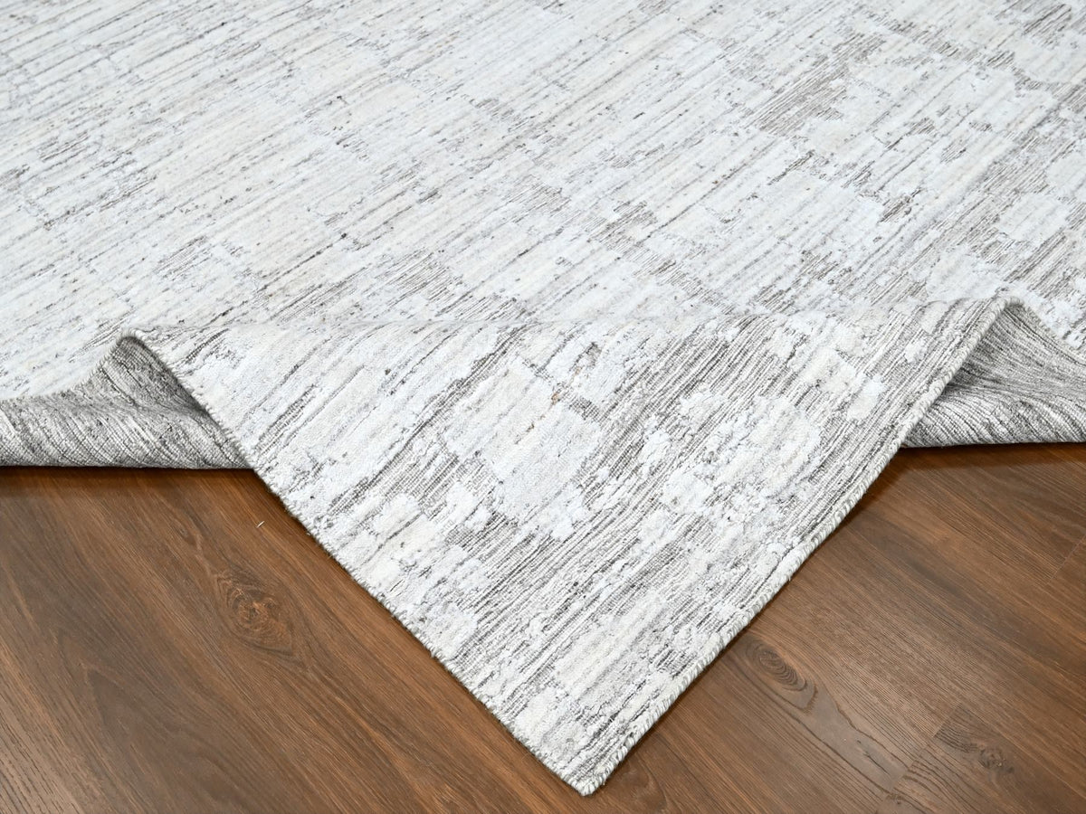 Modern / Contemporary hand-knotted wool/silk rug in Ivory, 7'11" x 10' — SKU O010270 (view 6)