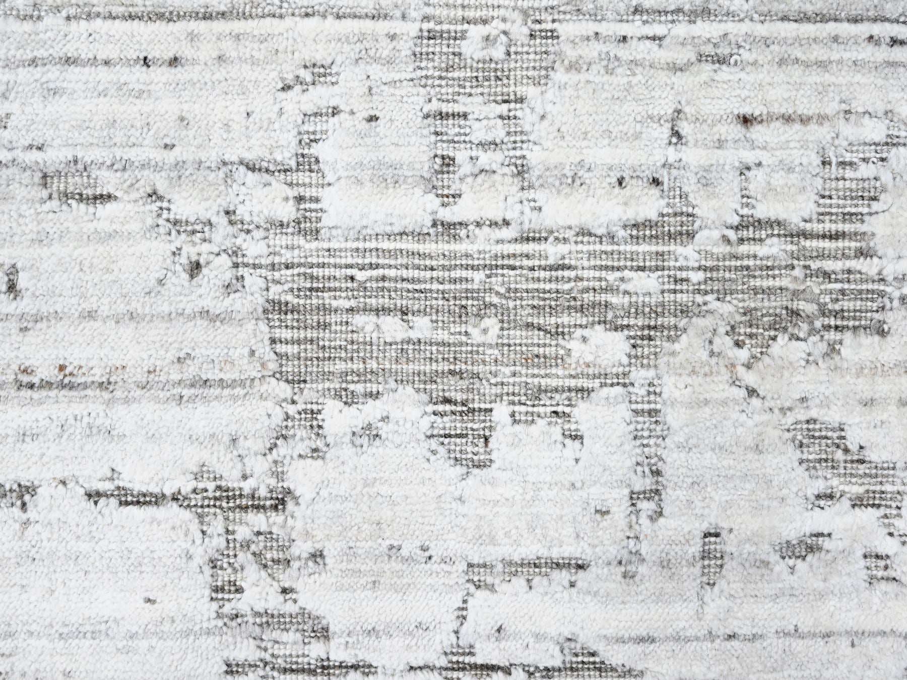 Modern / Contemporary hand-knotted wool/silk rug in Ivory, 7'11" x 10' — SKU O010270 (view 8)
