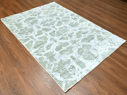 Green 5'5" x 7'5" Modern / Contemporary Handloom Wool/Silk Rug - Sku: O010283