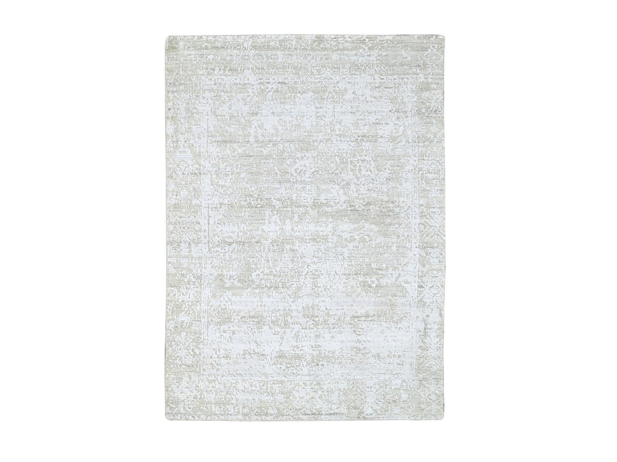 Modern / Contemporary hand-knotted wool/silk rug in Gray, 4'1" x 5'10" — SKU O010284