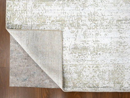 Modern / Contemporary hand-knotted wool/silk rug in Gray, 4'1" x 5'10" — SKU O010284 (view 3)