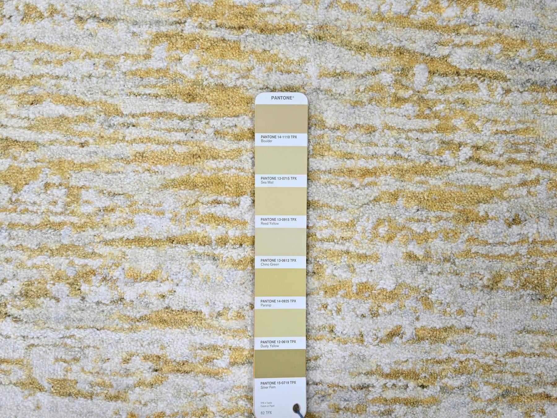 Modern / Contemporary hand-knotted wool/silk rug in Yellow, 9'10" x 13'10" — SKU O010291 (view 7)